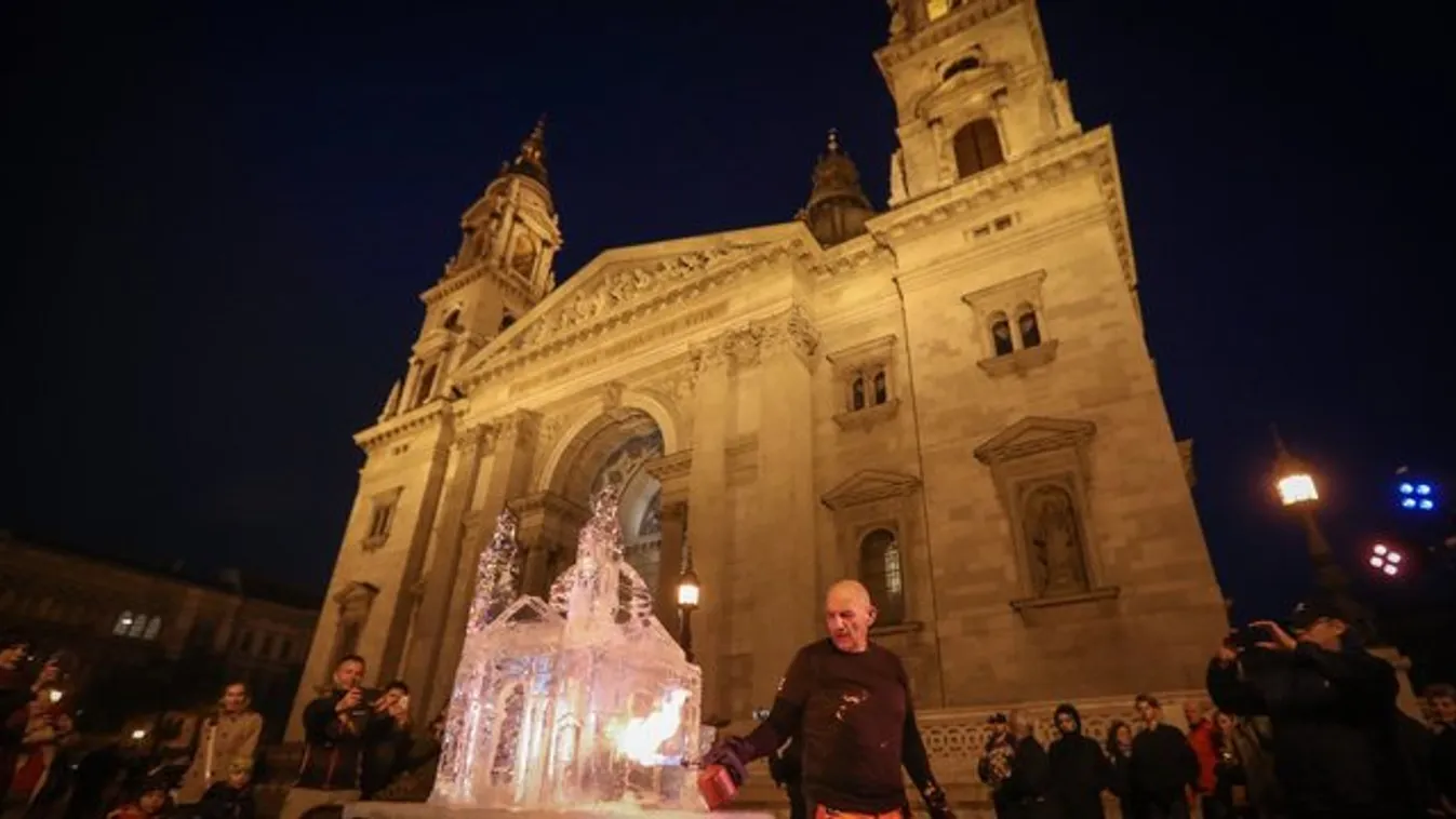 Jégszobor készült a Bazilikáról – videó