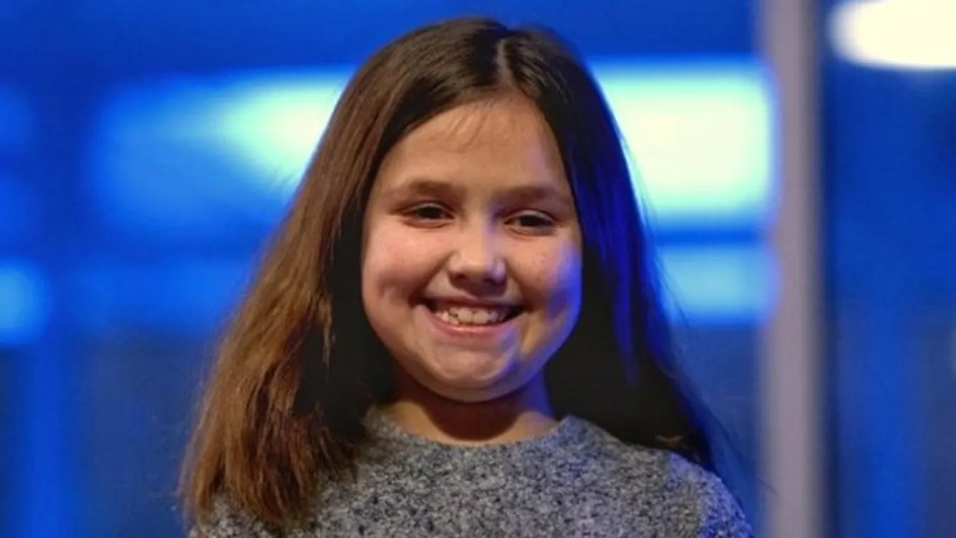 Megható: testvére emléke miatt vágatta le gyönyörű fürtjeit a kislány