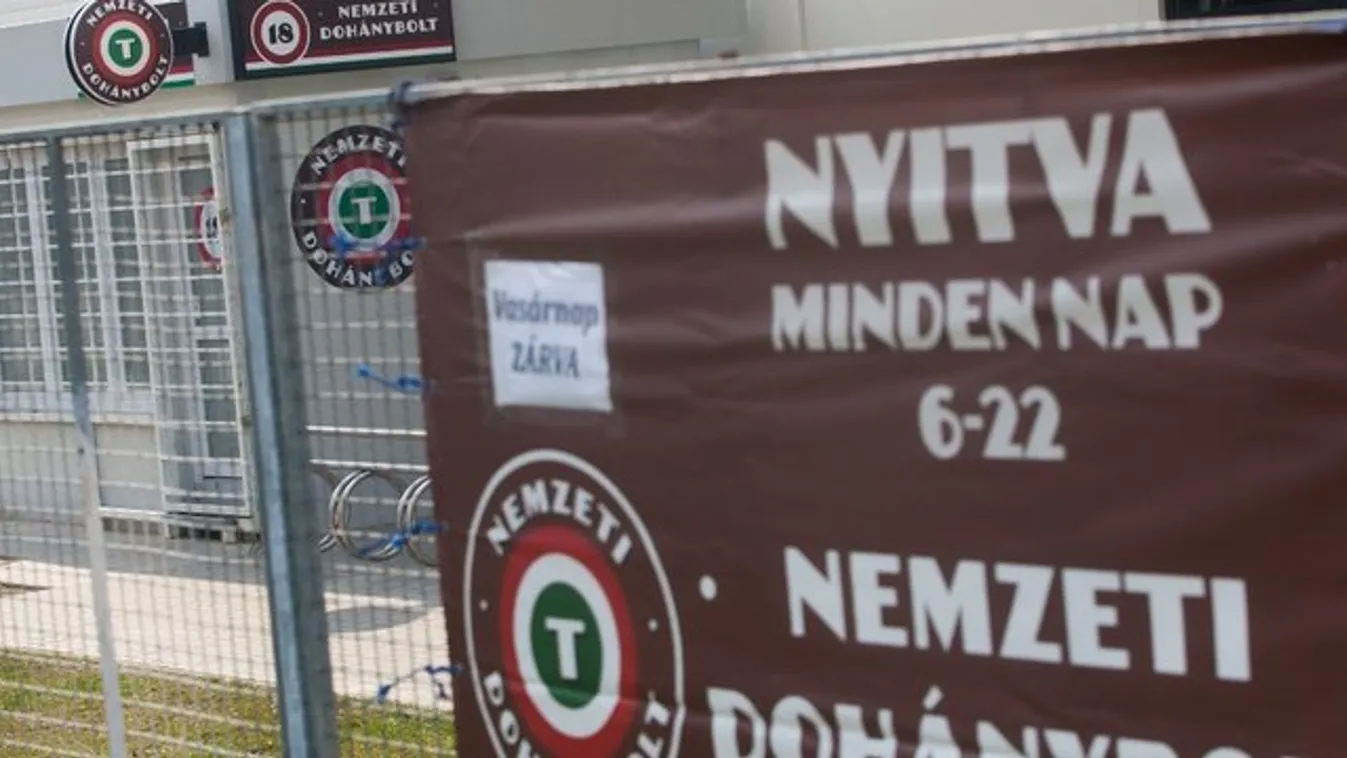 Anyjától kapott fegyverrel rabolt dohányboltot a szolnoki fiú