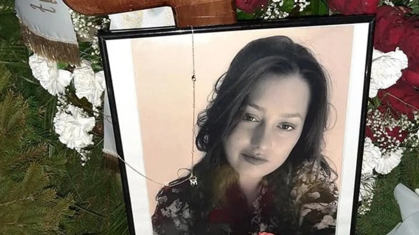 Megölt karcagi édesanya – Lelopták a sírról Marianna nyakláncát