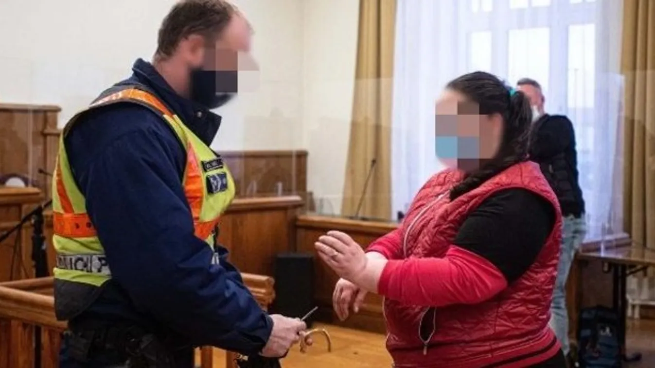 Bizarr szerelem: Eljegyezte párja a gyermeküket lefejező Mónikát