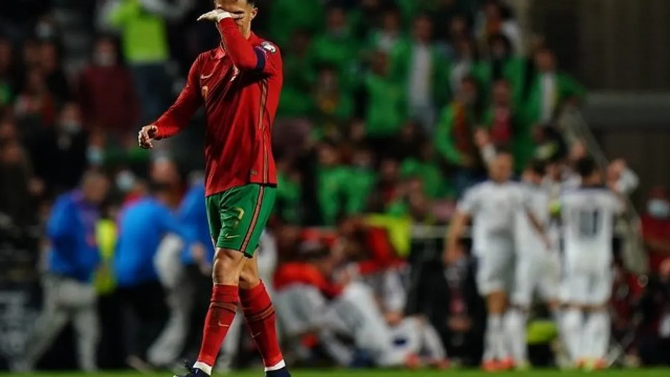 Videón a balhé: Cristiano Ronaldo dührohamot kapott, majd elsírta magát