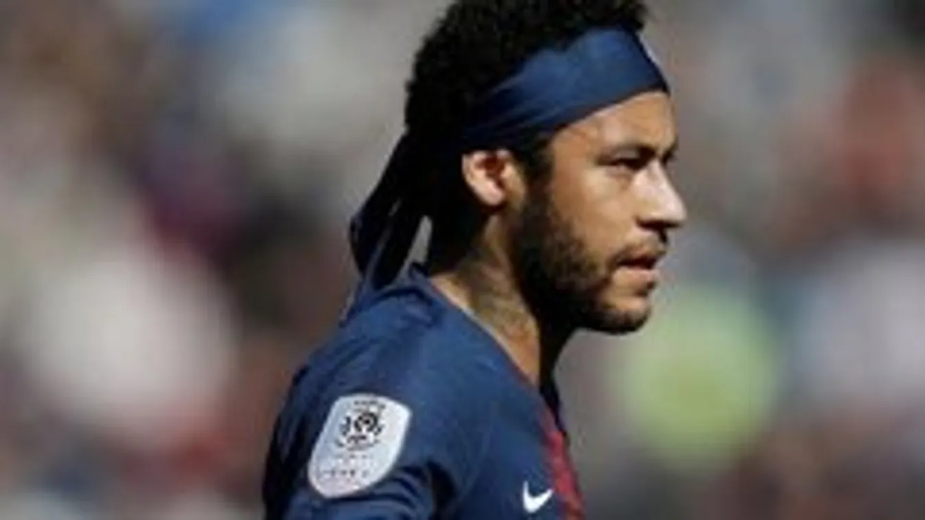 Neymar is teqballozva marad mozgásban - Fotó