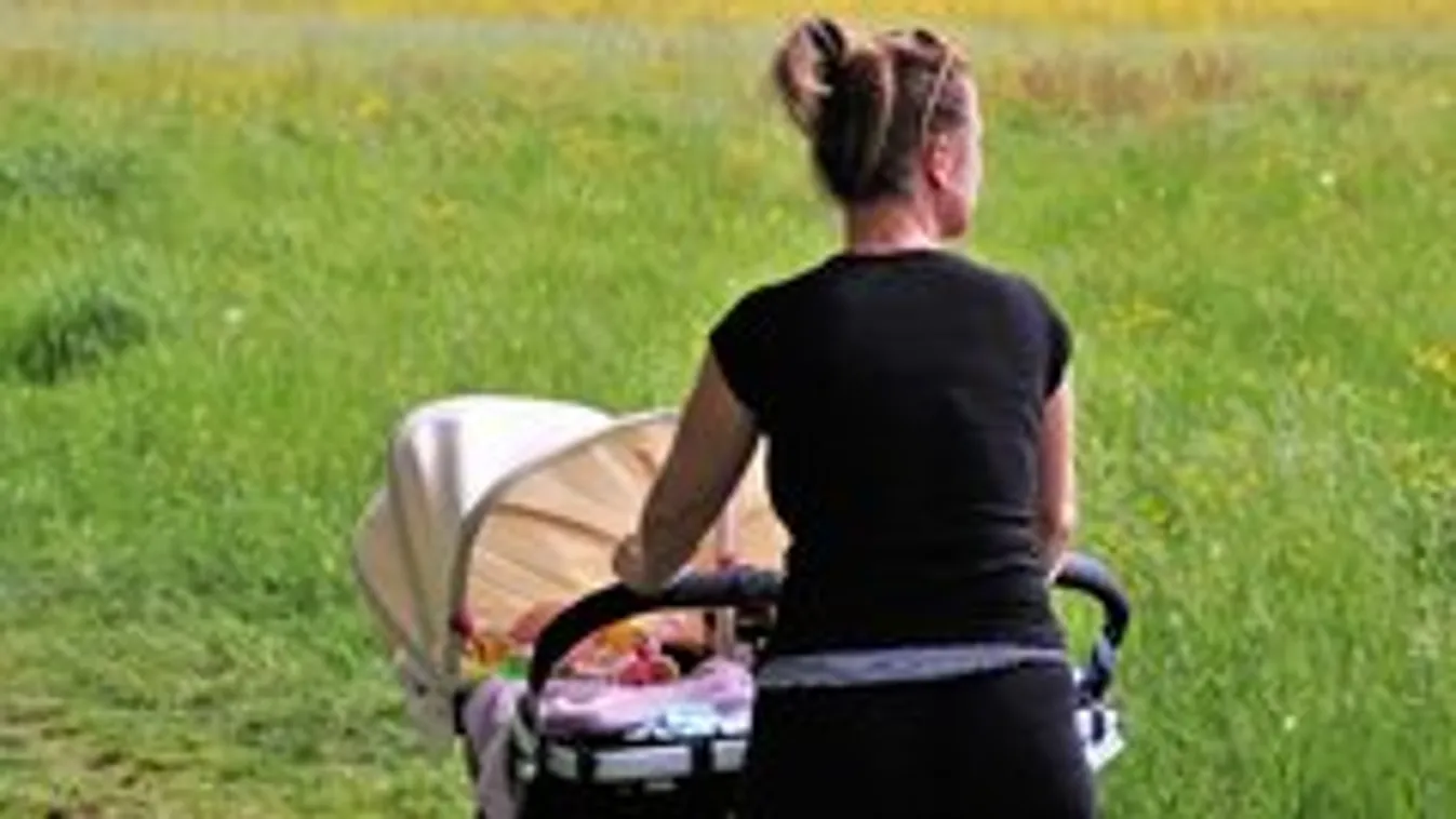 Édesanyja karjai között vesztette életét egy kislány