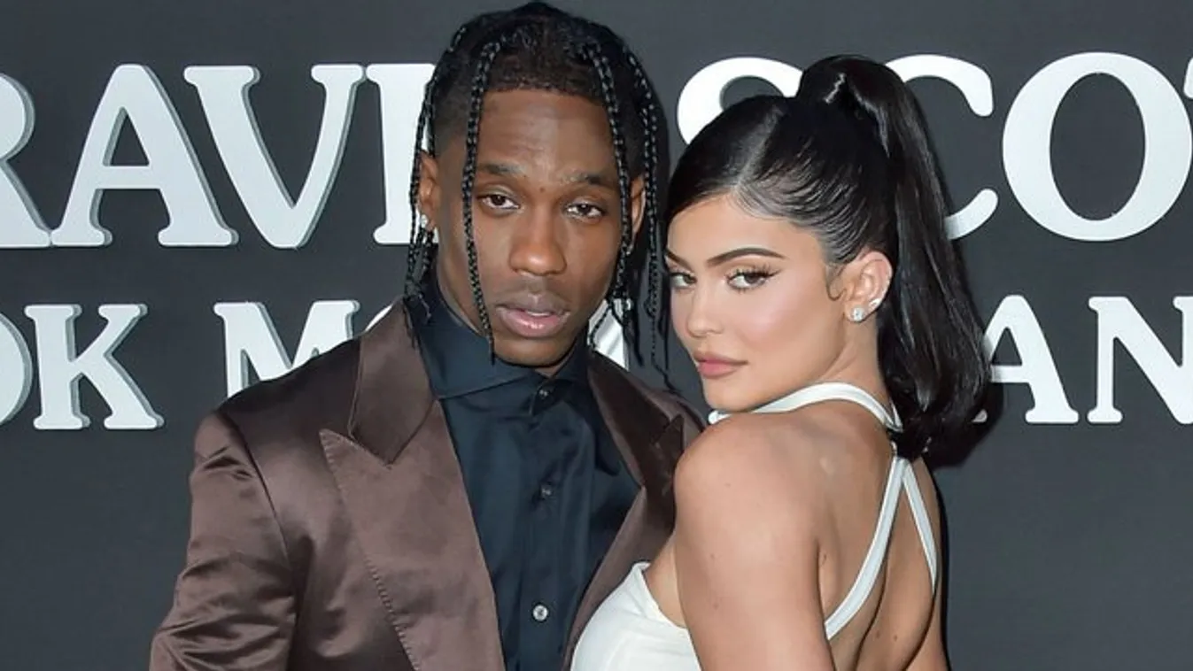 Dobjon el mindent: Kylie Jenner totál pucéran ölelgeti a pasiját - 18+ fotó