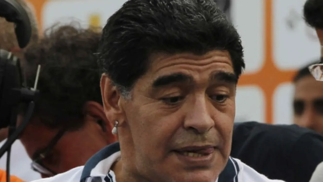 Gyomorvérzésel került kórházba Maradona 