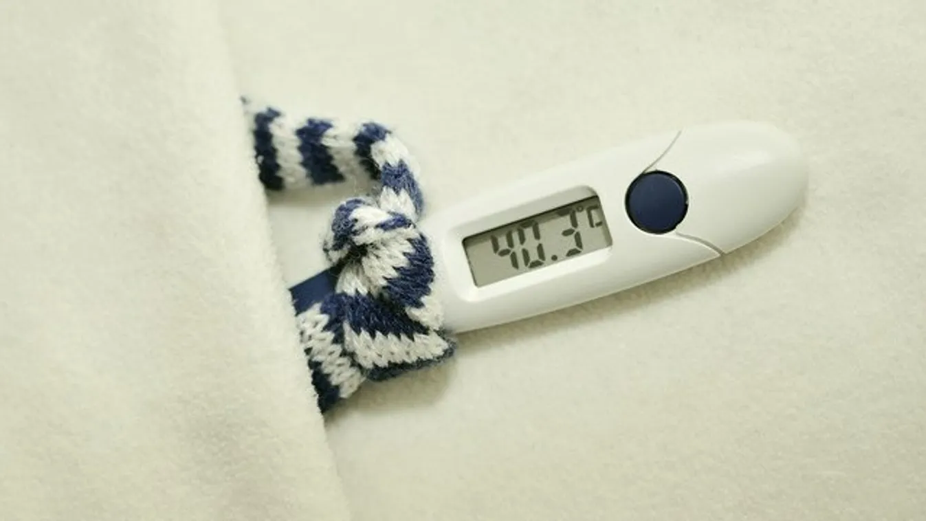 Kínos! Terhességi tesztnek nézte a lázmérőt a kamasz srác, nem fogja elhinni a reakcióját