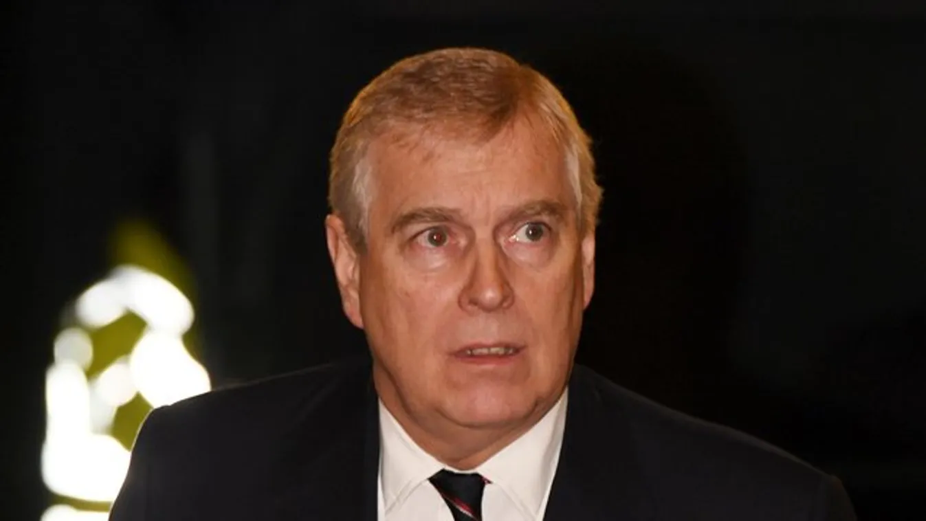 Nem hamisítvány András herceg fotója