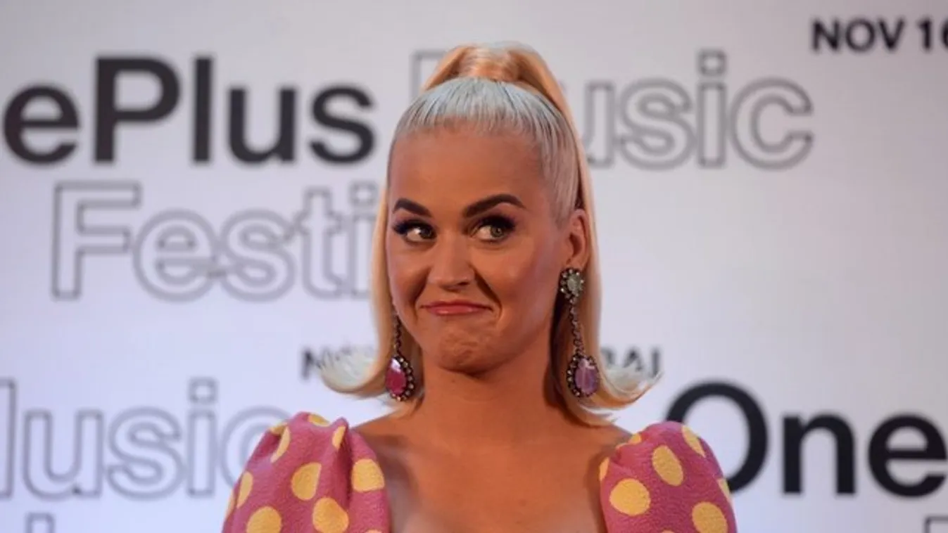 Katy Perry nyúlként mutatta meg gömbölyödő hasát – fotó