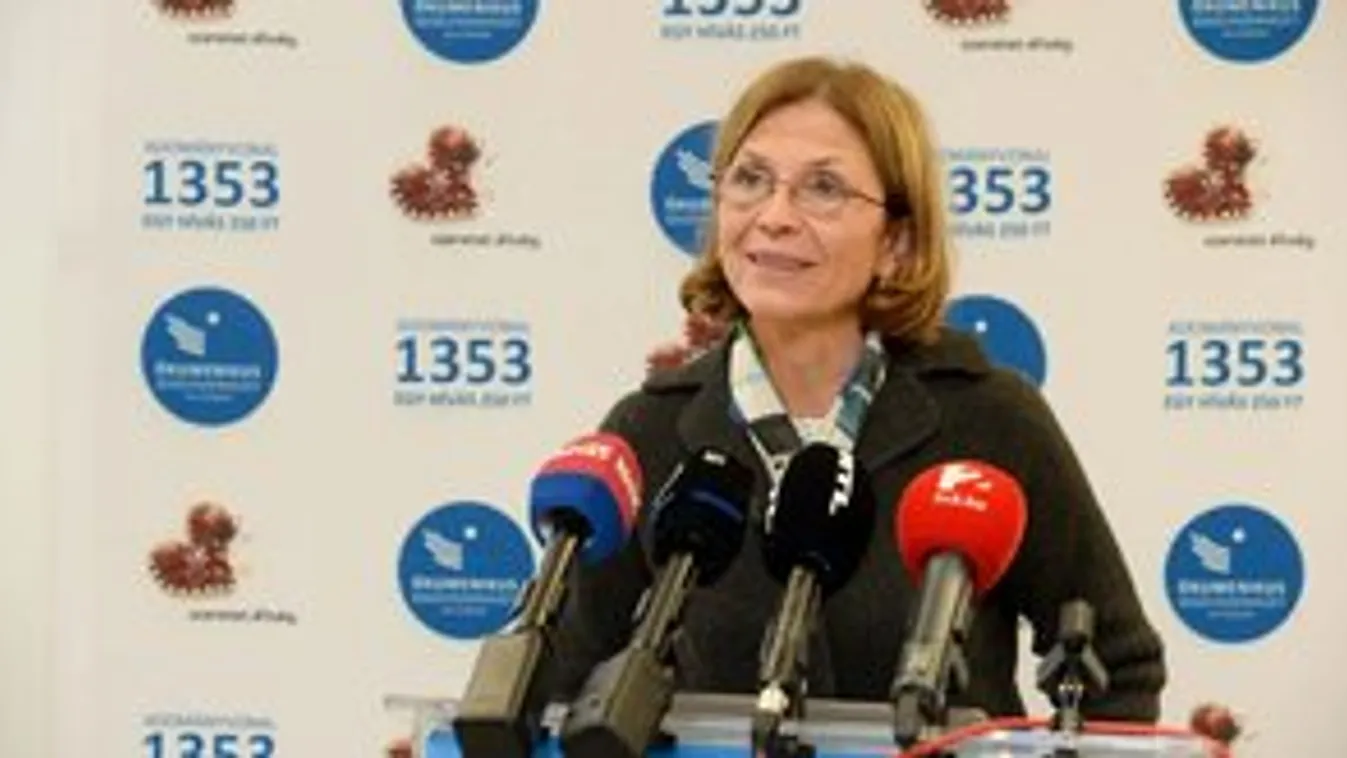 Lévai Anikó: Az advent számunkra is a legszívhezszólóbb kampányunk!
