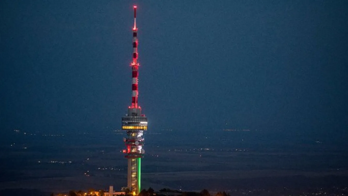 Amatőr pornóvideót is forgattak a rekorder pécsi tévétoronyban