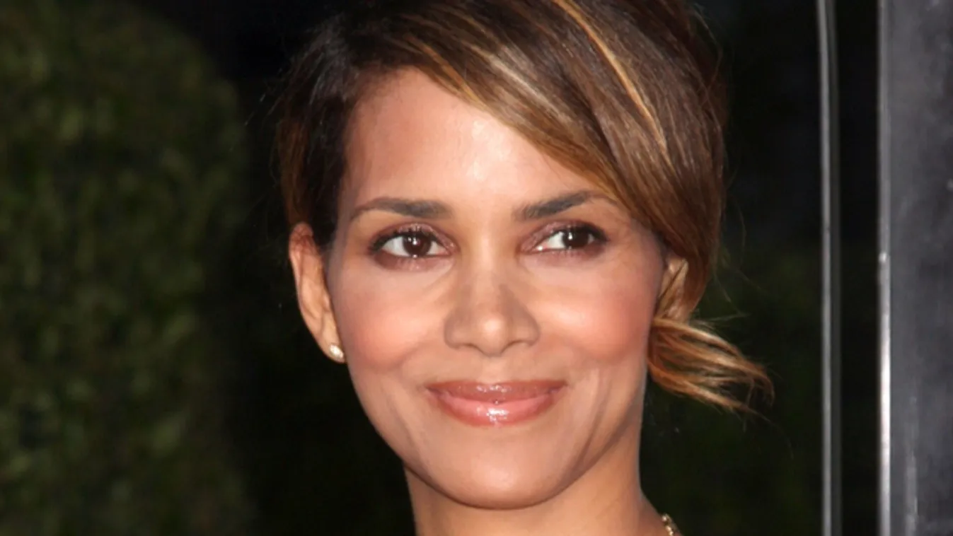 Halle Berry - Hisz a könyvek erejében