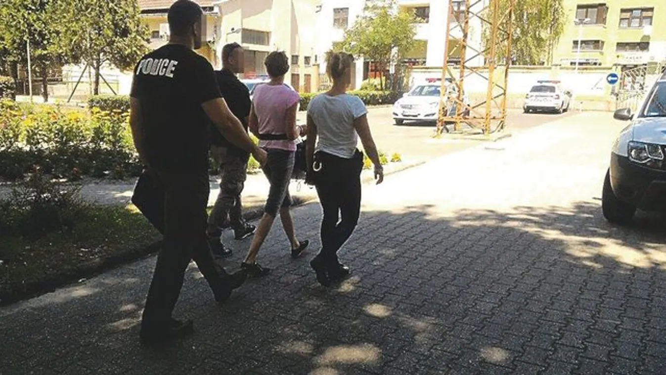Kalapáccsal verte agyon a házaspárt