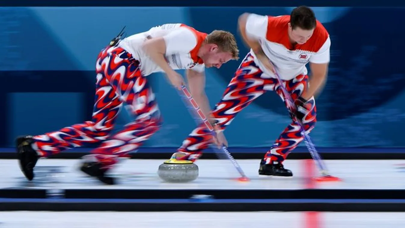 A norvég gatyák vittek színt a curlingversenybe