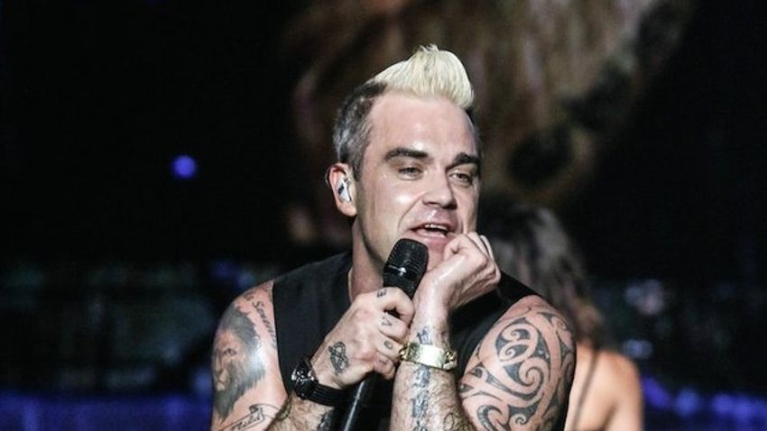 kamionnal érkezik a Népligetbe Robbie Williams BorsOnline