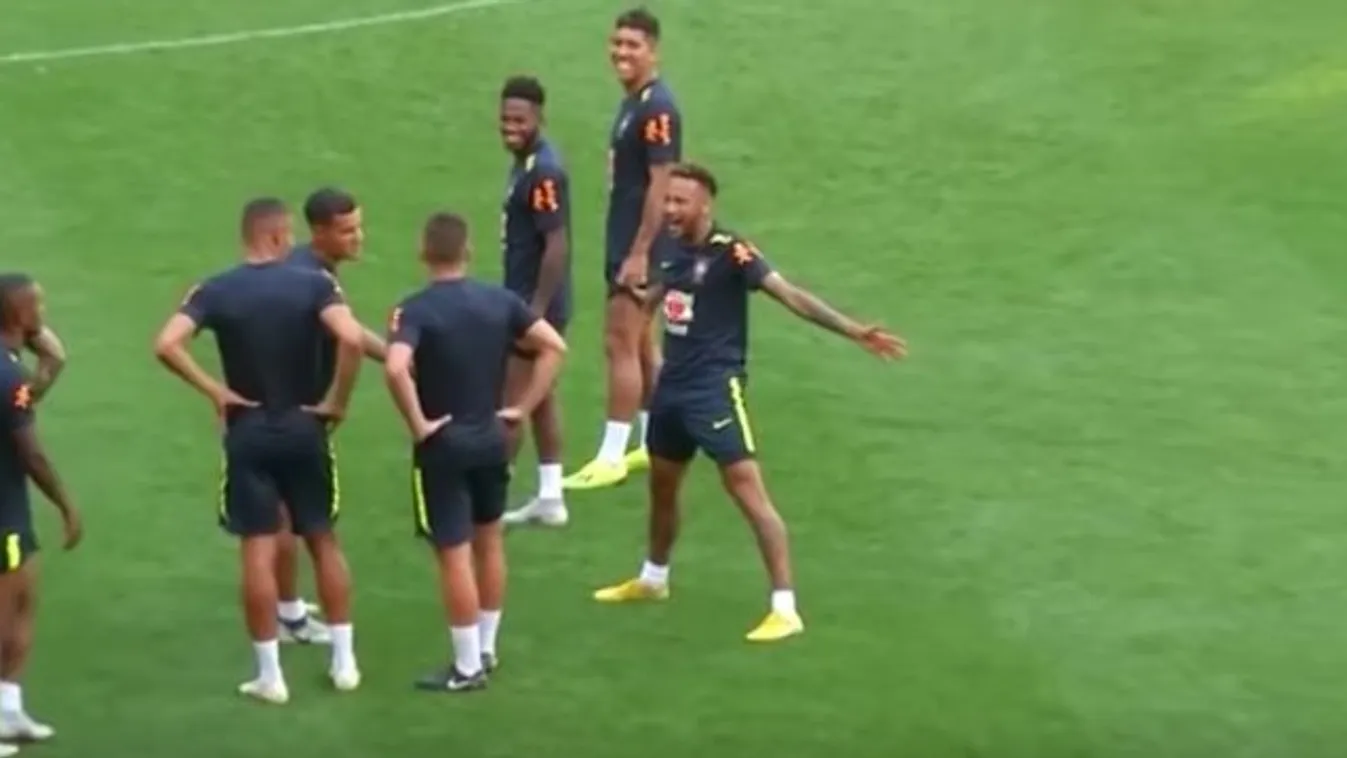 Ha eddig nem volt balhé, majd most lesz, Neymar Cristiano Ronaldót gúnyolja! - videó
