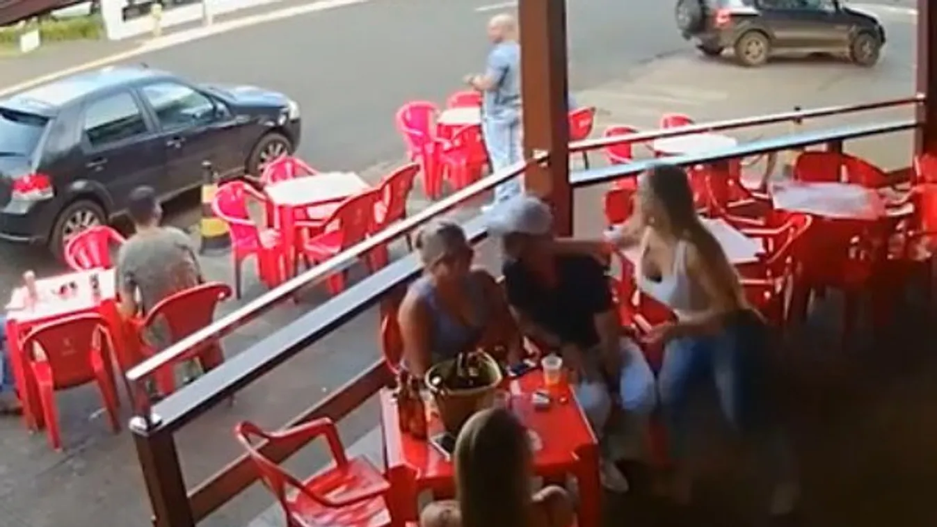 A rajtakapott férj ököllel támadt vissza, de a tüzes asszony nem hagyta magát - videó