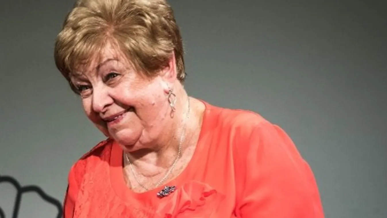 Pásztor Erzsi megbolondulna színpad nélkül