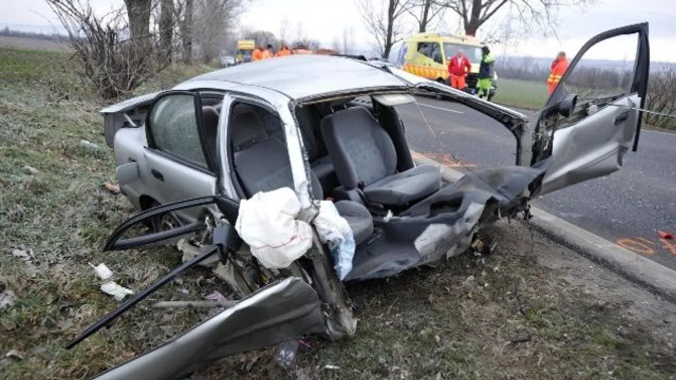 Megrázó videó: így búcsúznak barátai a százhalombattai balesetben elhunyt 19 éves Dávidtól