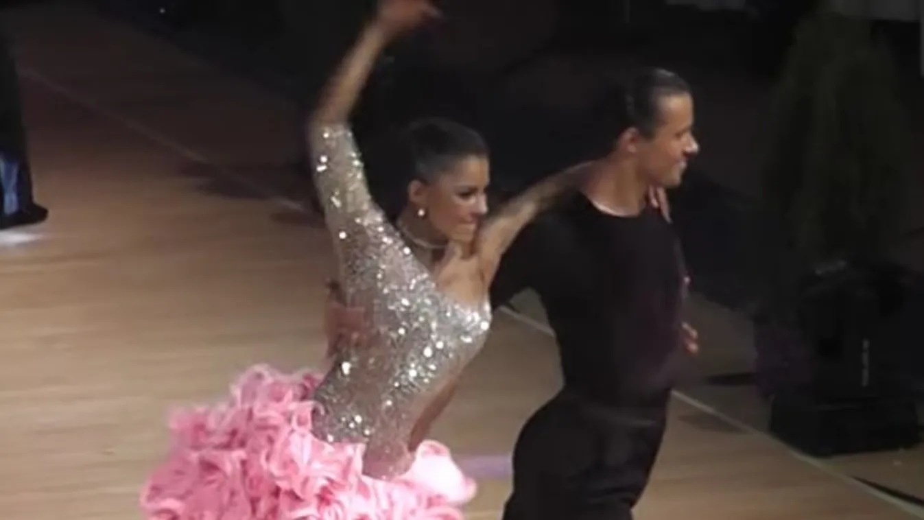 Különleges, veleszületett rendellenességben szenved a Dancing with the Stars zsűritagja: először beszélt róla - Videó