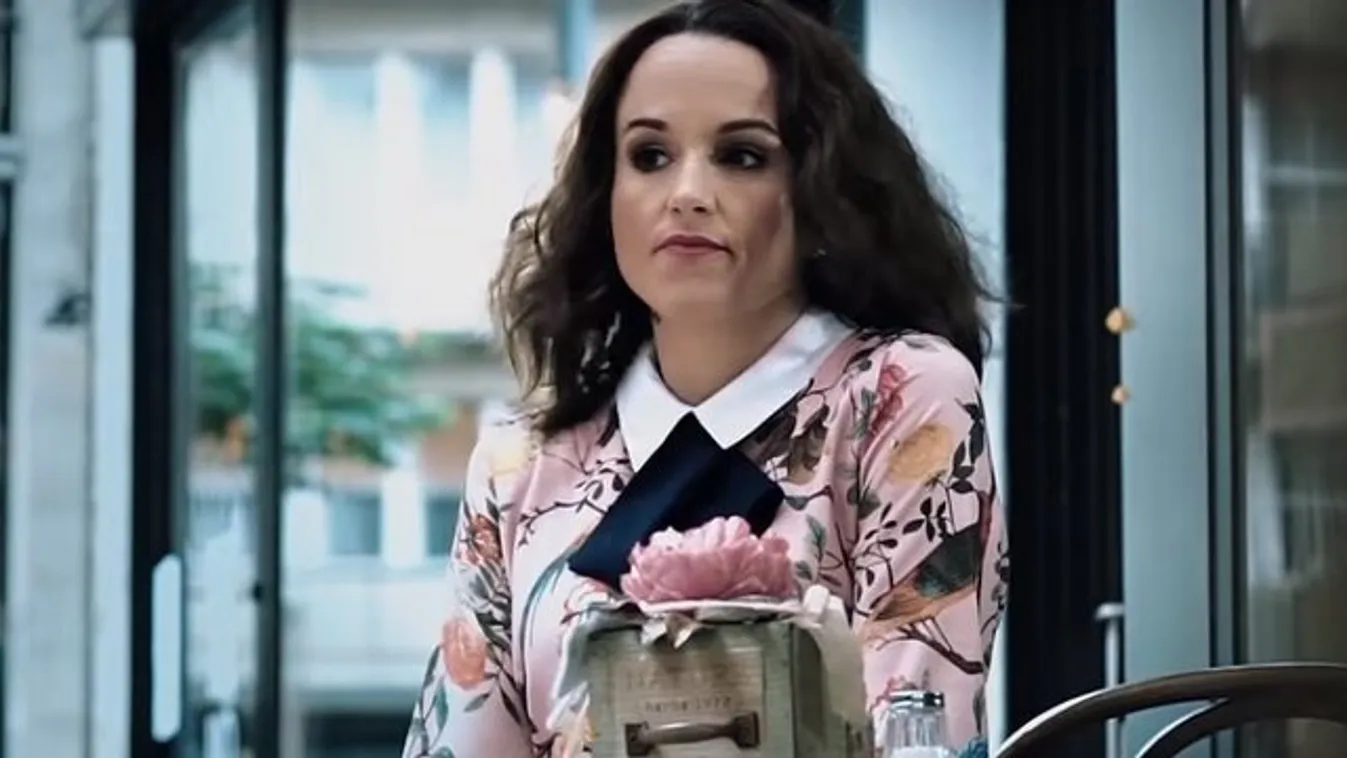 Két gyerek után is szuperszexi Majka énekesnője - videó