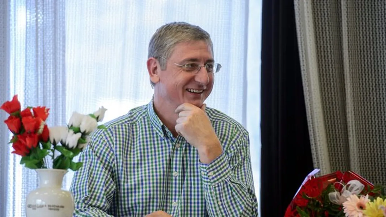 Spanyolországban karácsonyozik Gyurcsány