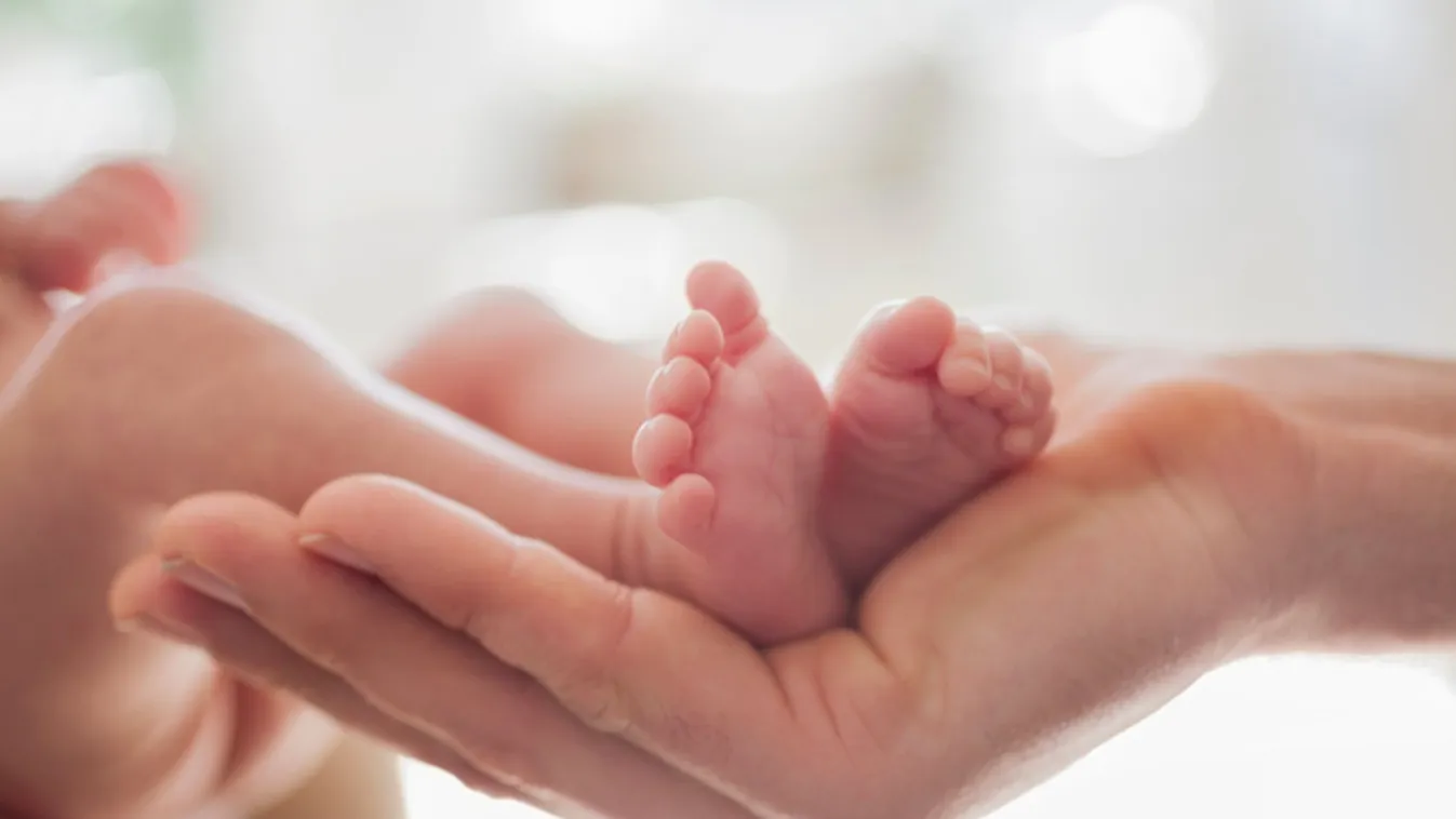 Koronavírusos terhes kismama esett kómába: Laura arra ébredt, hogy mellette szuszog a babája