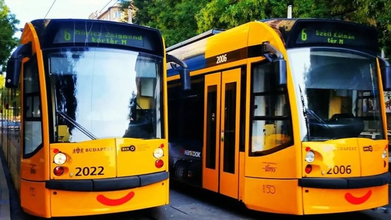 Mosolyra fakadtak a villamosok