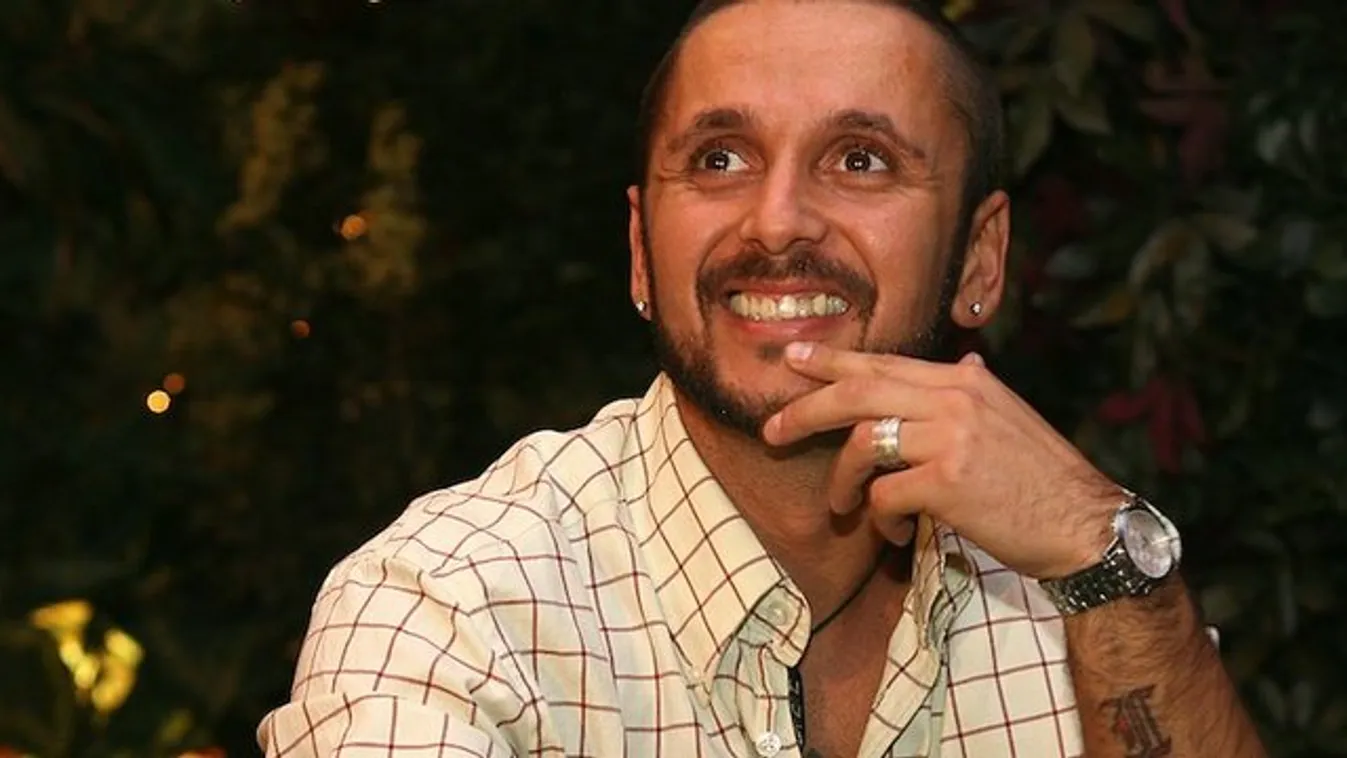 Curtis helyett Vegast választotta Majka