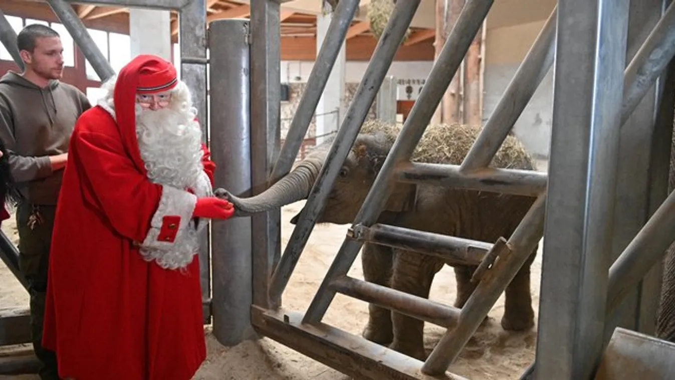 Krampusszal riogatott a Mikulás