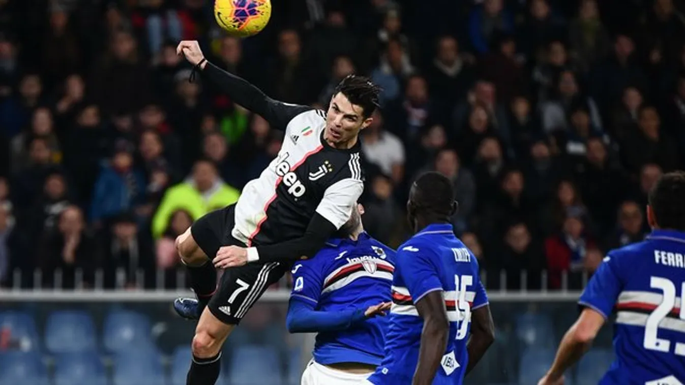Cristiano Ronaldo a levegő ura - 256 cm magasról fejelt gólt a Samp ellen