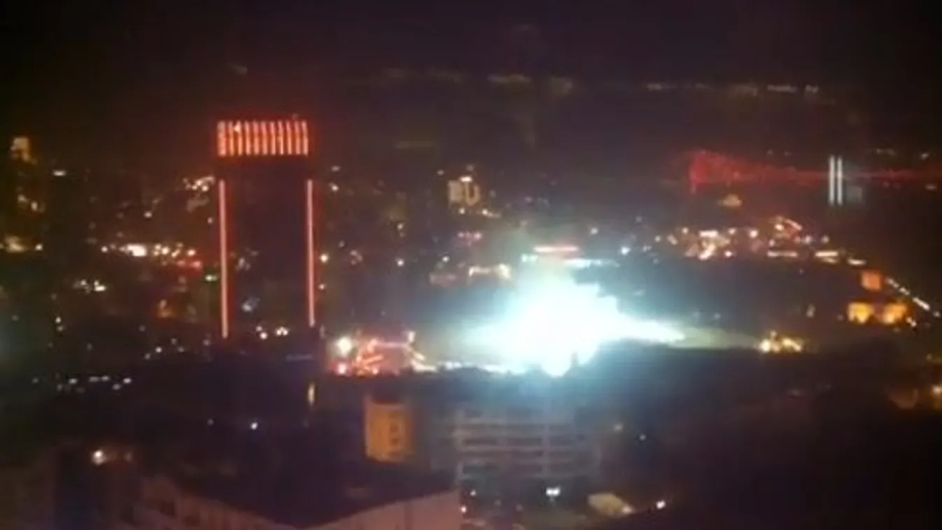 Sokkoló felvételek az isztambuli terrortámadásról