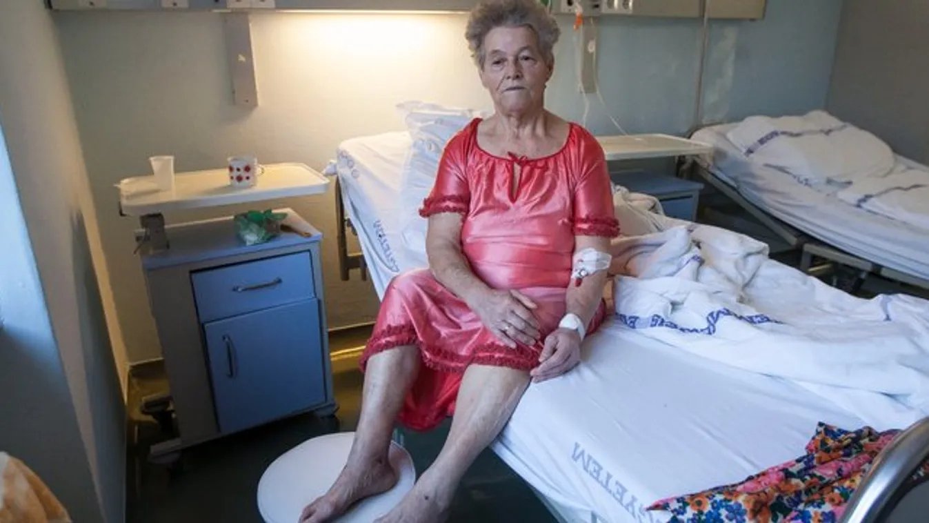 Ébren vészelte át szívműtétjét Piroska (képek, 18+)