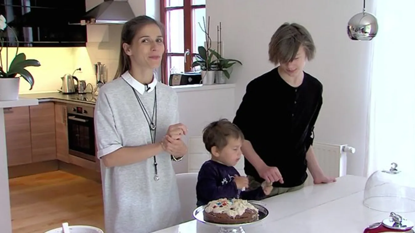 3 évet kellett várni: Szekeres Nóra megmutatta kisfiát
