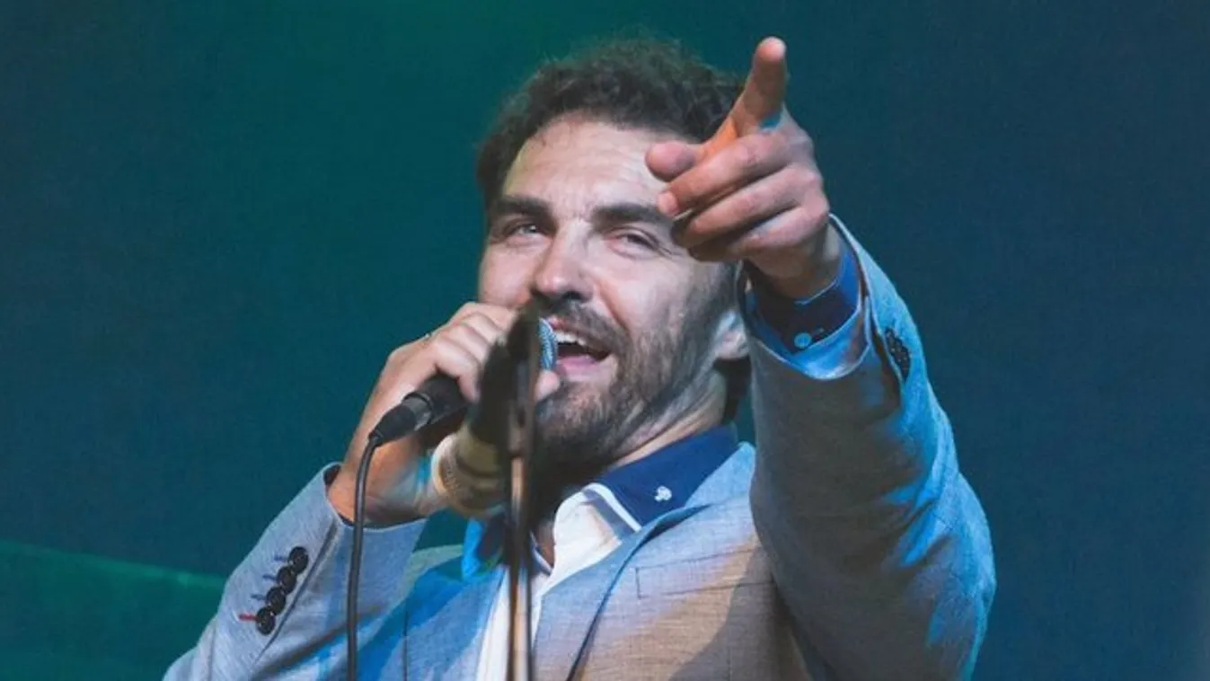 Dolhai Attila szakállát nem csípik a lányai