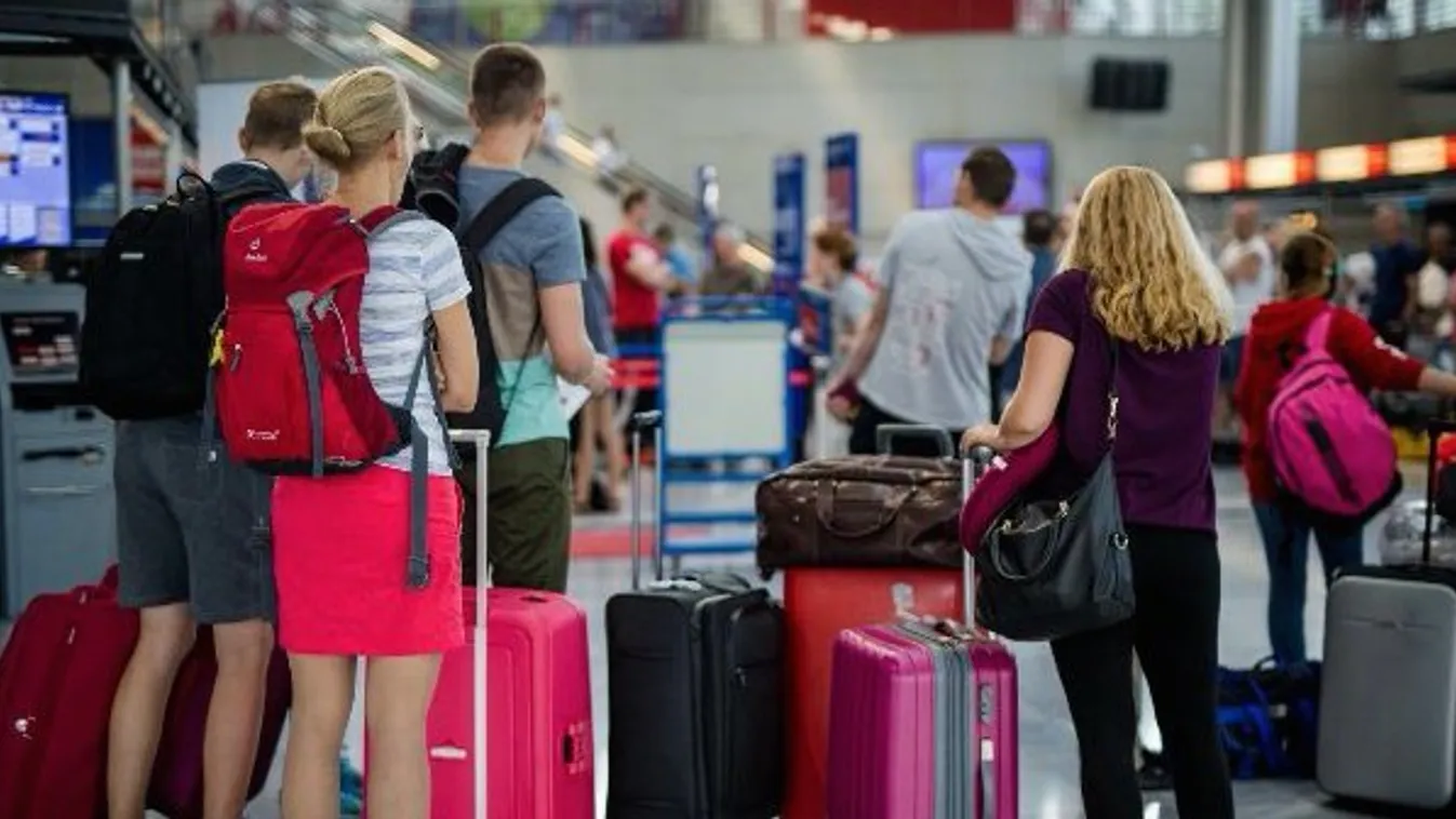 A következő budapesti járatokat törölte mára a Ryanair