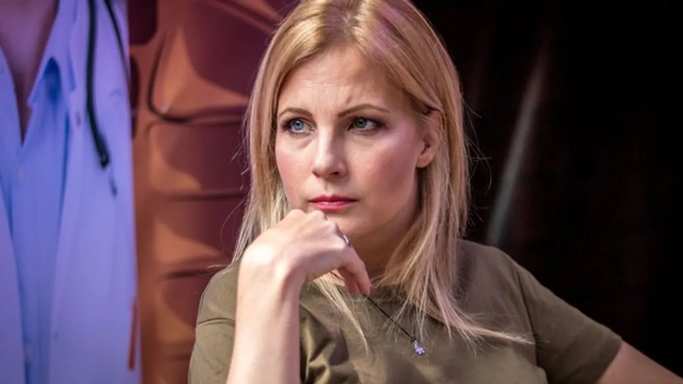 Kollégájával hozták hírbe Várkonyi Andreát