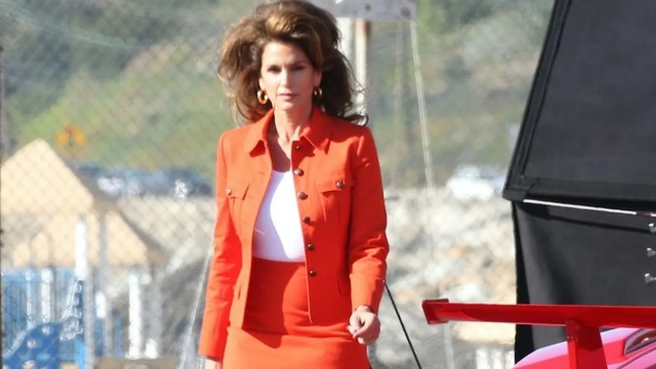 Visszaforgatta az idő kerekét Cindy Crawford? (képek)