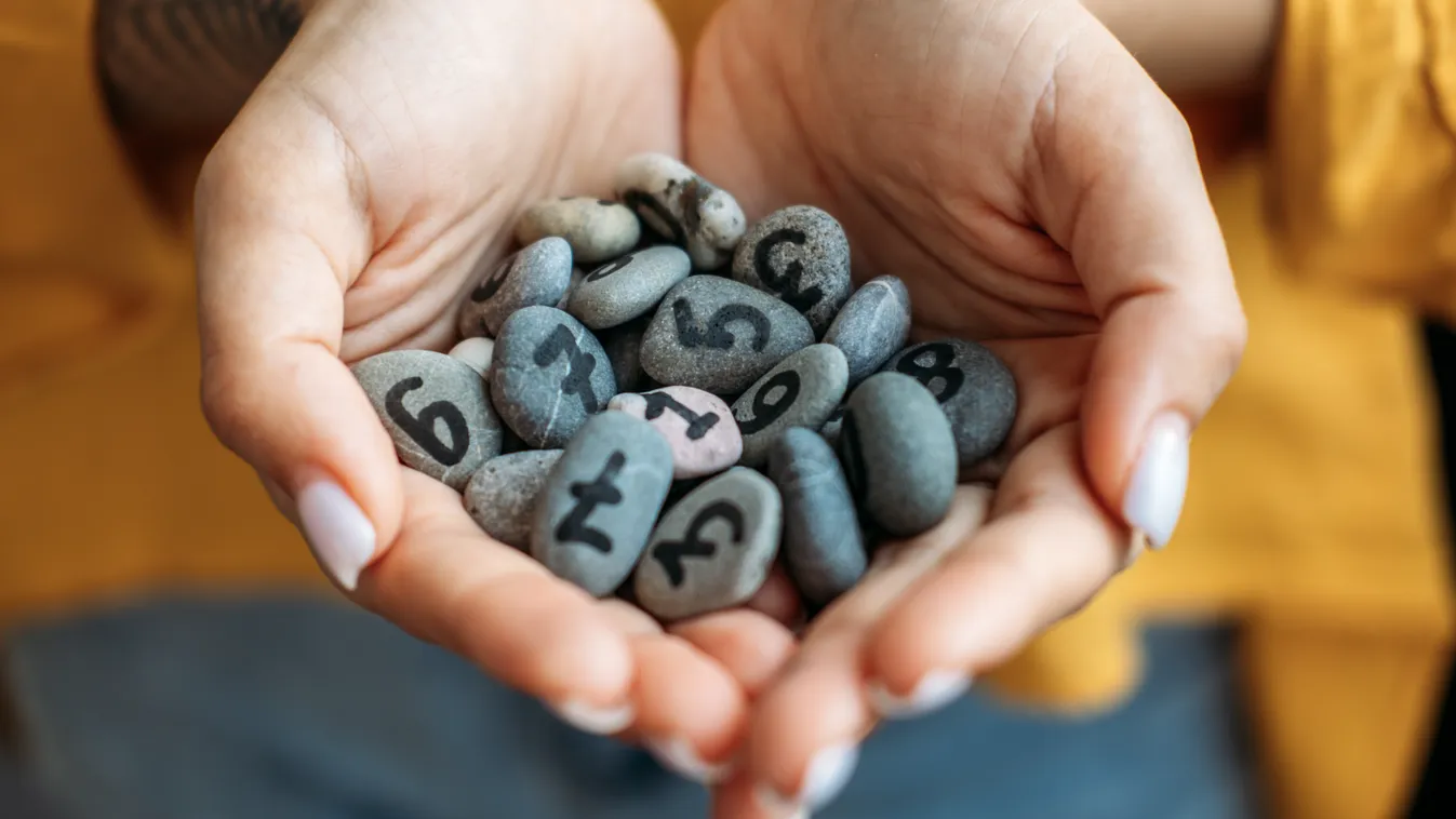 Numerology,Numbers,Concept.,Numerology,Calculate,Life,Path,And,Destiny,Numbers. Ezotéria, numerológia, ezo, illusztráció, Shutterstock