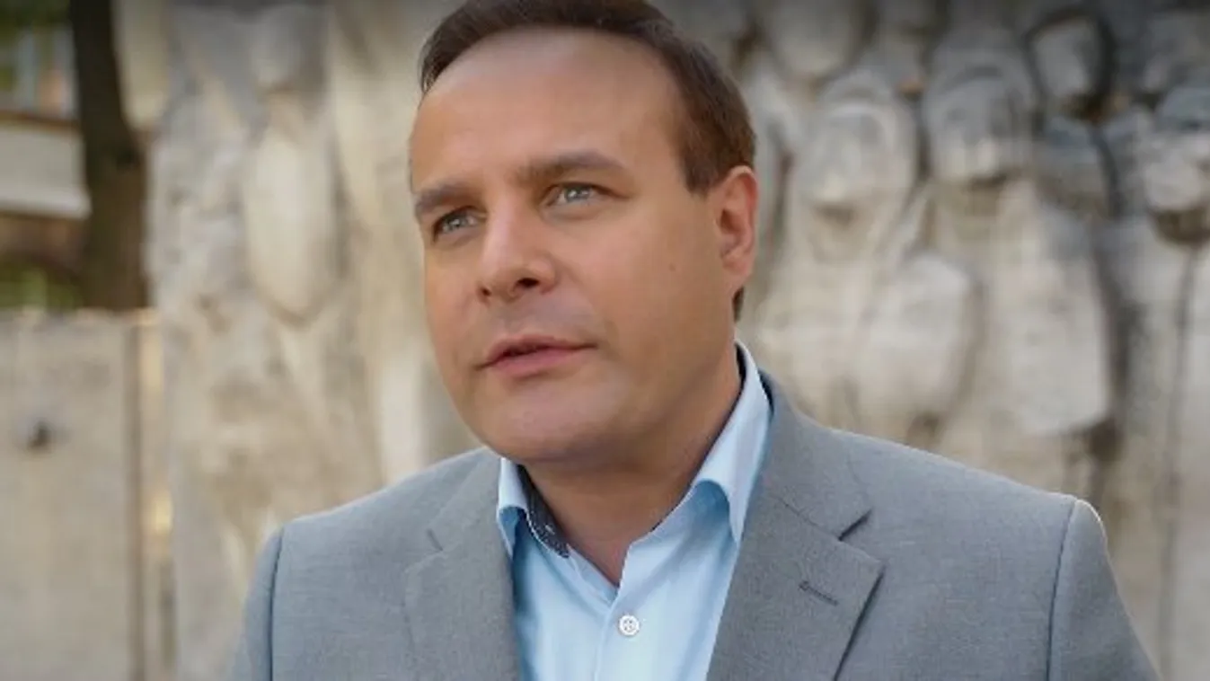 Bagi Iván legújabb Sétatörténelme az október 23-i eseményeket dolgozza fel – videó