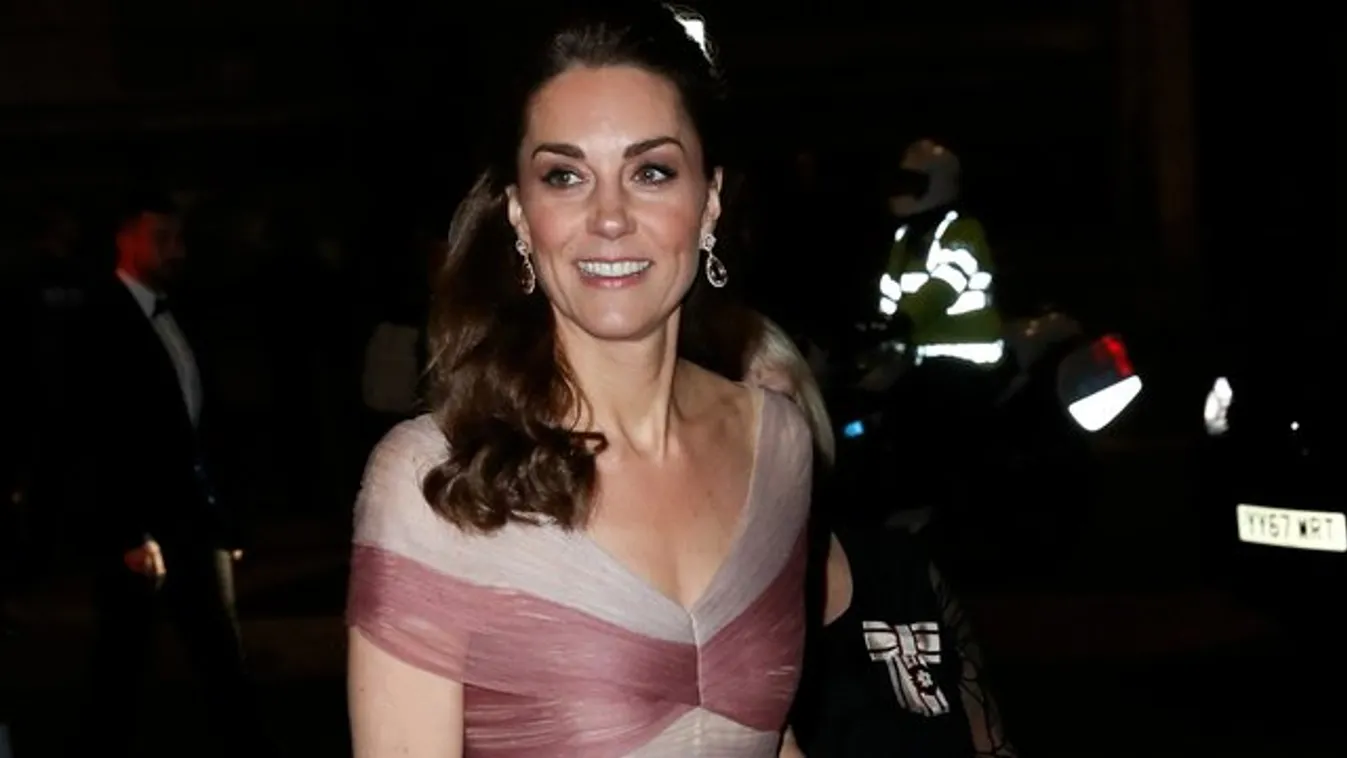 Rózsaszín Gucci ruhában ragyogott Kate Middleton