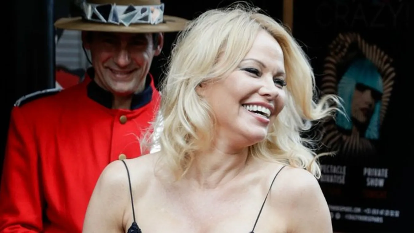 Ezért dobta Pamela Andersont a férje