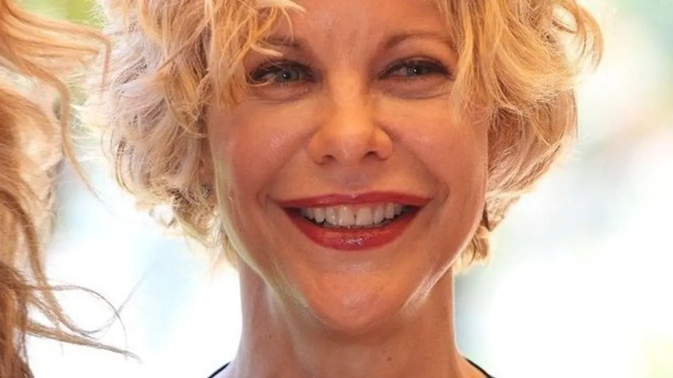 Meg Ryan állítja: a párkapcsolat az űrlényeknek való
