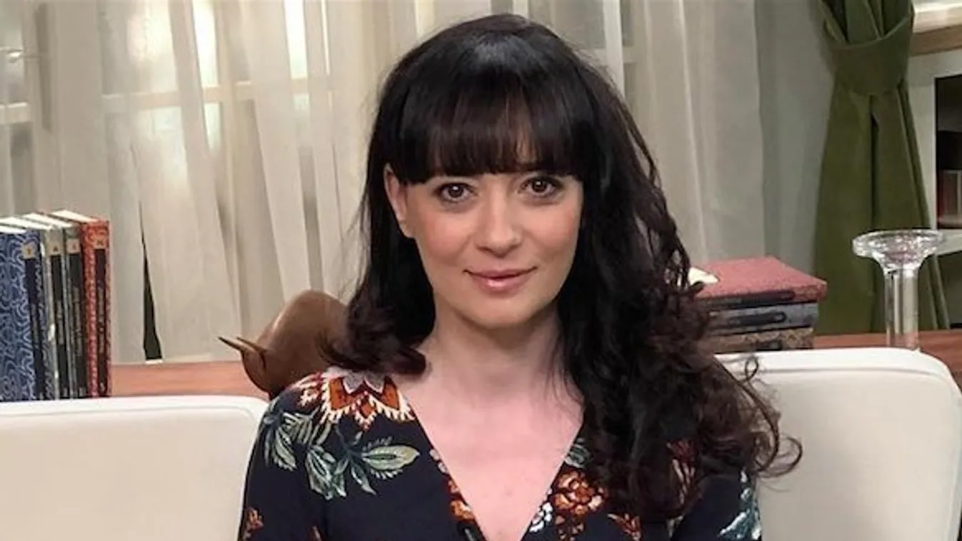 Farkasházi Réka lyukas pólóban élőzött