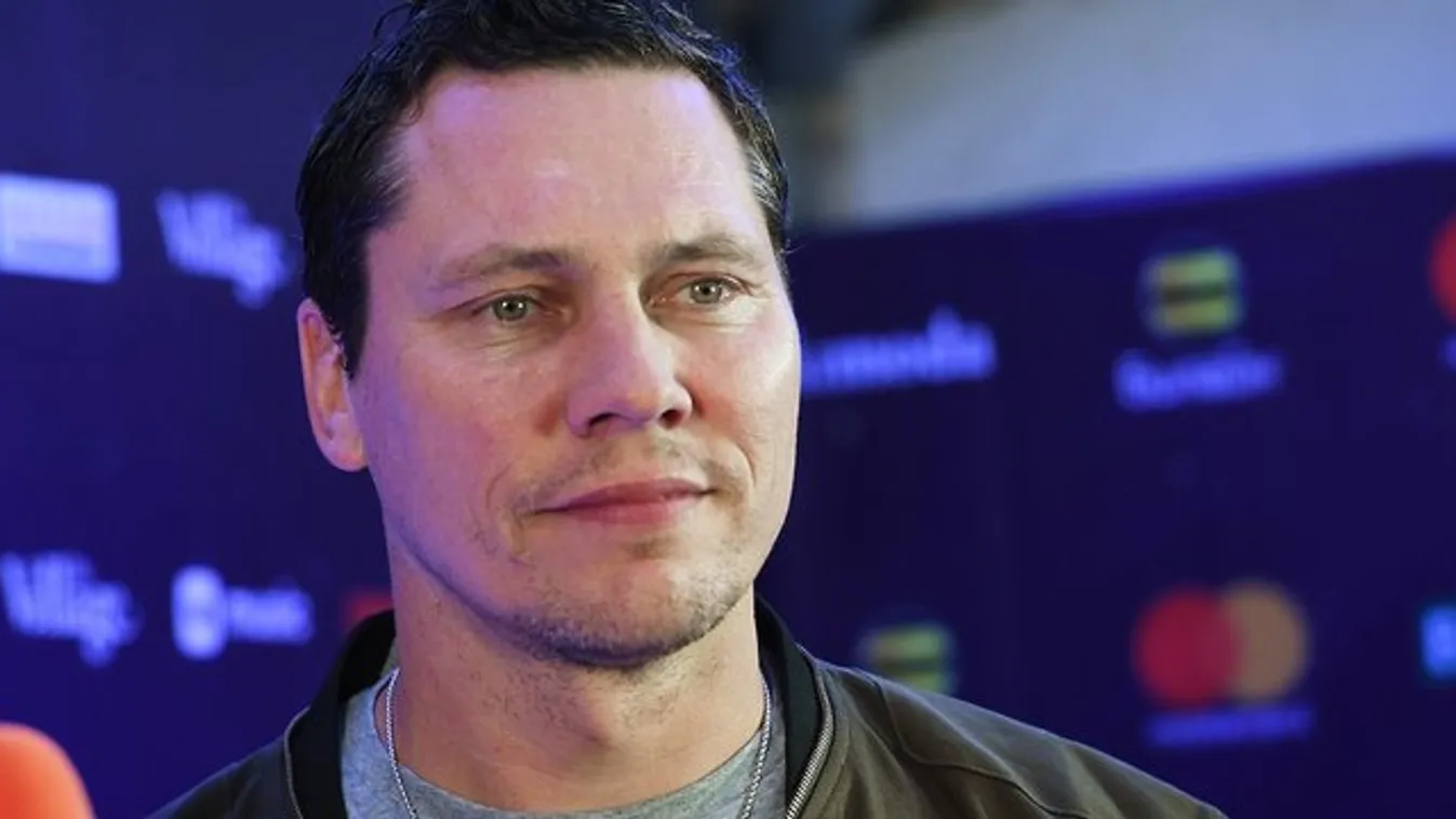 DJ Tiësto apa lesz