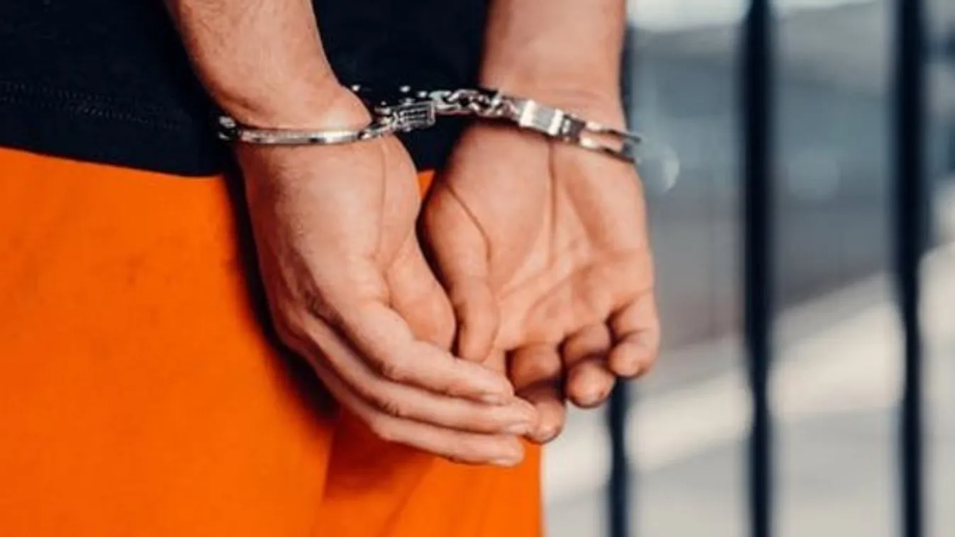 Segélykiáltást hallottak. apartmanhoz riasztották a rendőröket Bogácson: szörnyű dolog történt