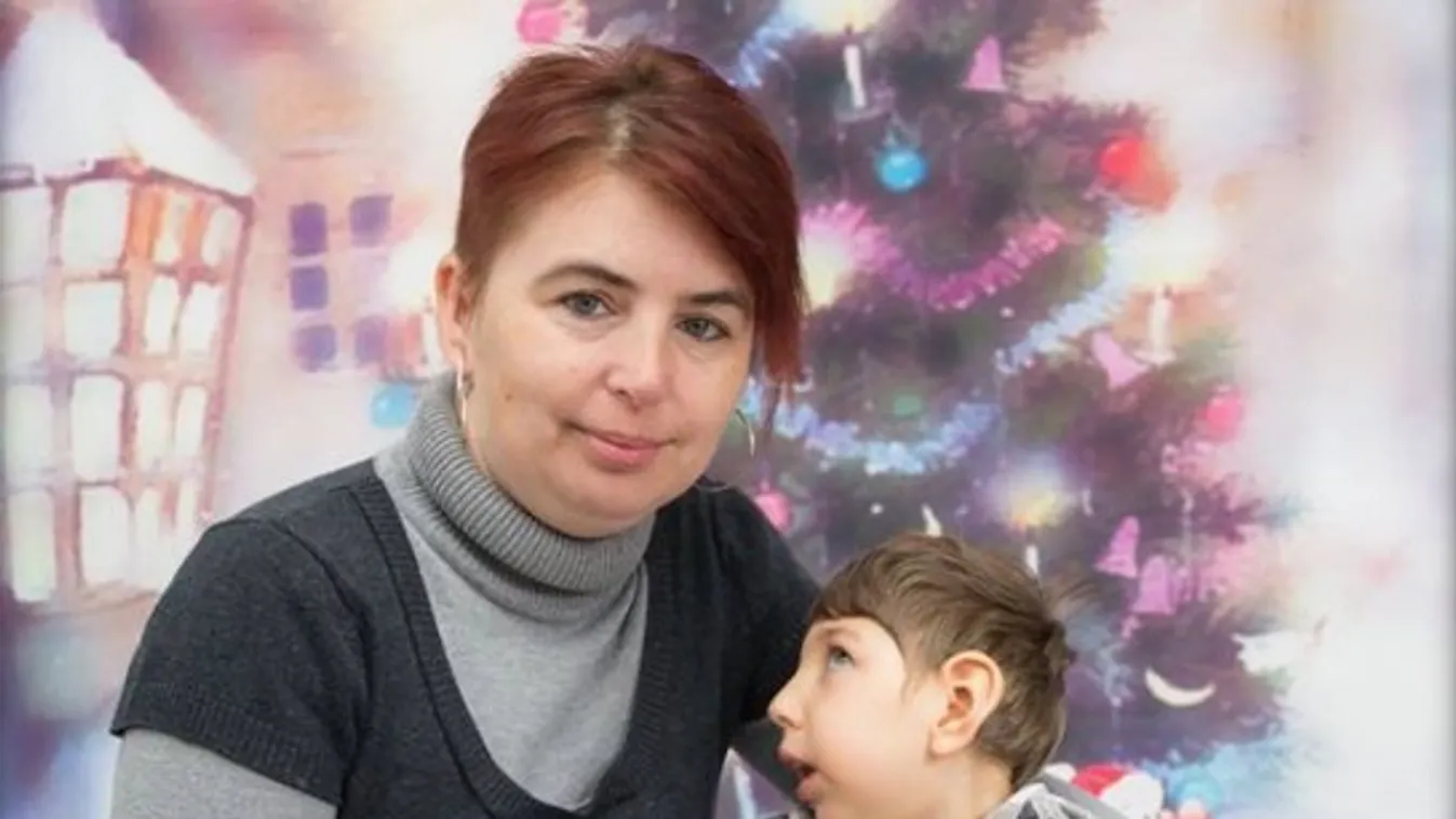 Edina: Orvosi mulasztás miatt lett kisfejű a lányom!