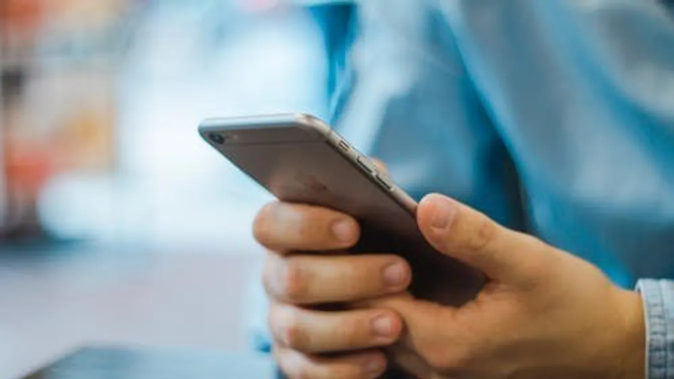 Nem tudott telefonálni, mobilinternetezni délelőtt? Ez volt az oka