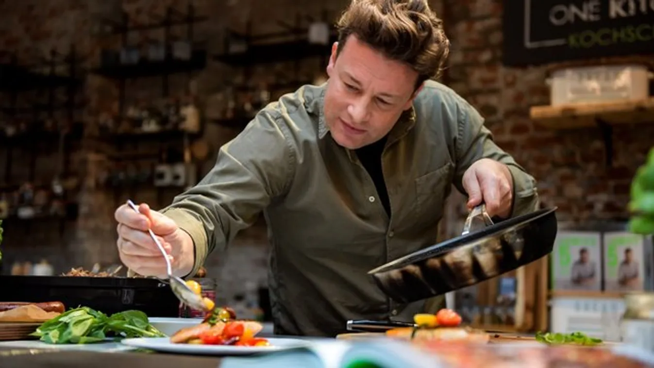 Agresszív betörőt kapott el Jamie Oliver