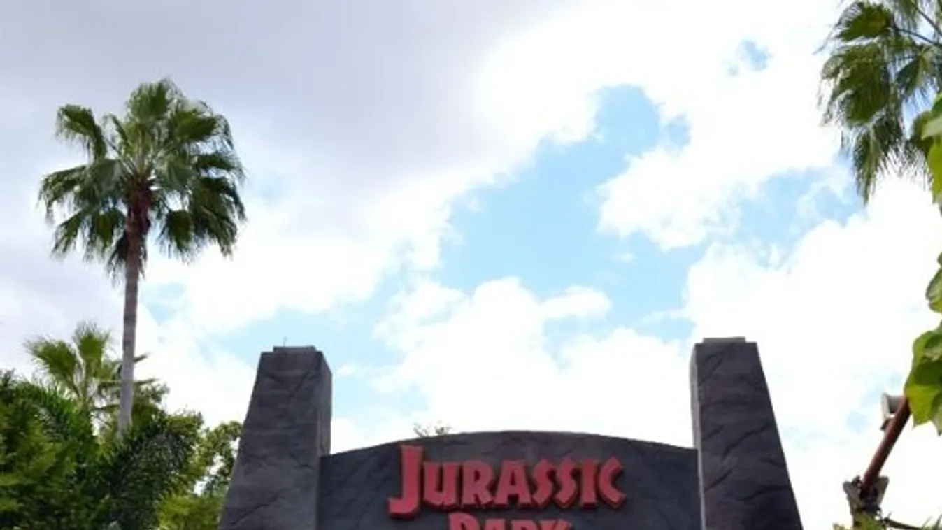 Imádjuk! Ilyen lett volna a Jurassic Park, ha dinoszauruszok helyett vadászgörényekkel forgatják le